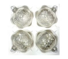 Mrazivá elegancia – Sklenené vianočné gule 7 cm s ľadovým efektom ( sada 4 ks )