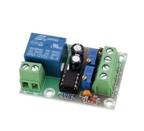 XH-M601 Riadiaci modul nabíjačky batérií 12V